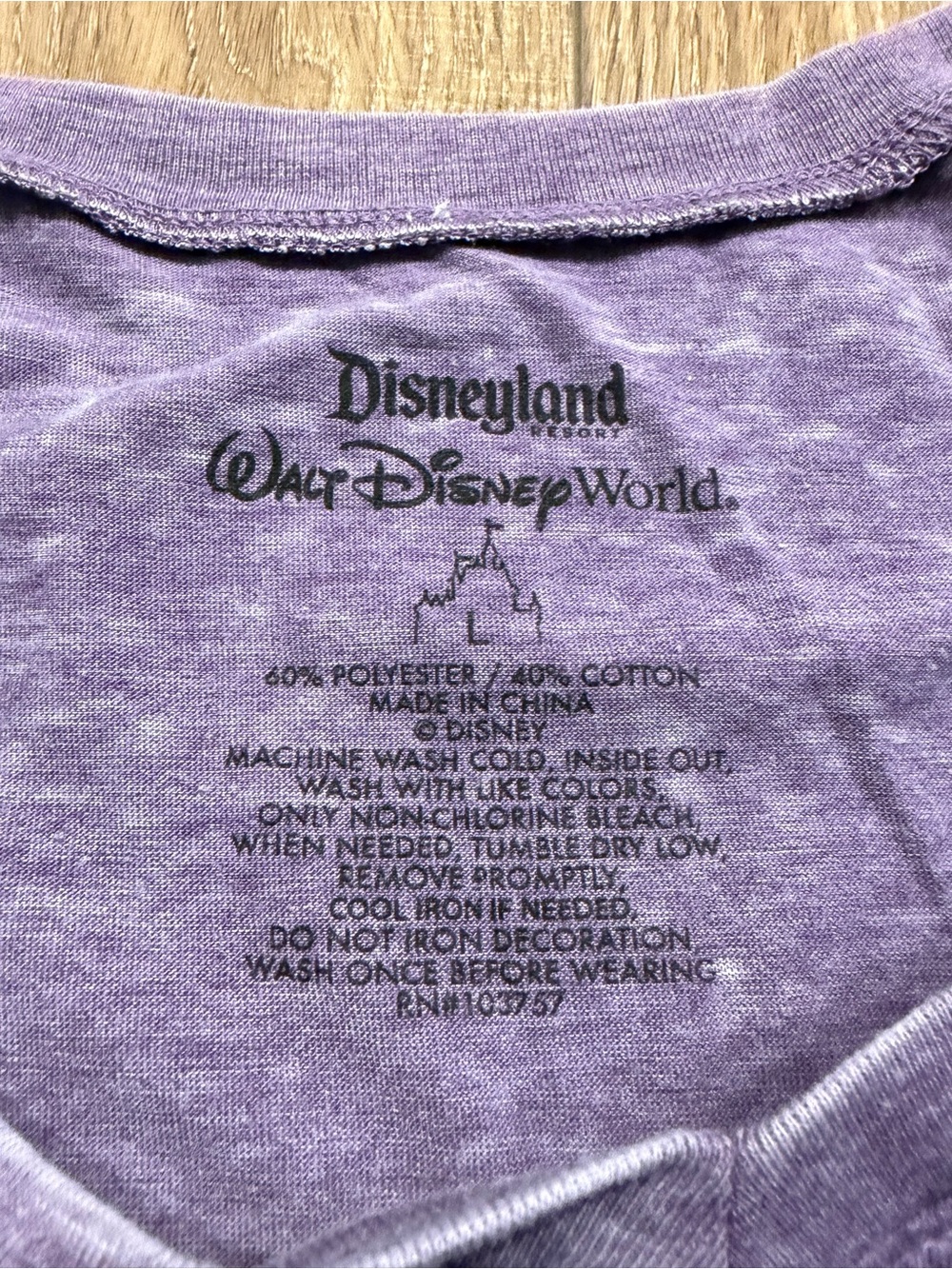 Disney Purple Mickey Mouse Walt Disney World Graphic Tee, women’s L - Picture 3 of 7